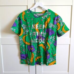 Zara Women's Green Floral T-Shirt Small